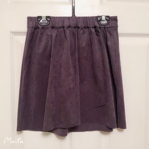 Aritzia Wilfred Free Nescher Faux Suede Skirt